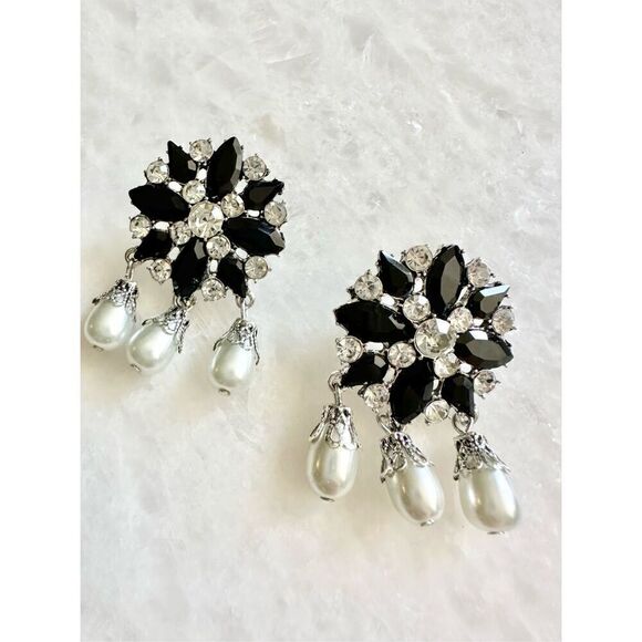 No Brand Jewelry - Black and White Pearl Drop Crystal Earrings - Woman Jewelry